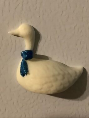 vintage inspired White Duck with Blue Bow magnet